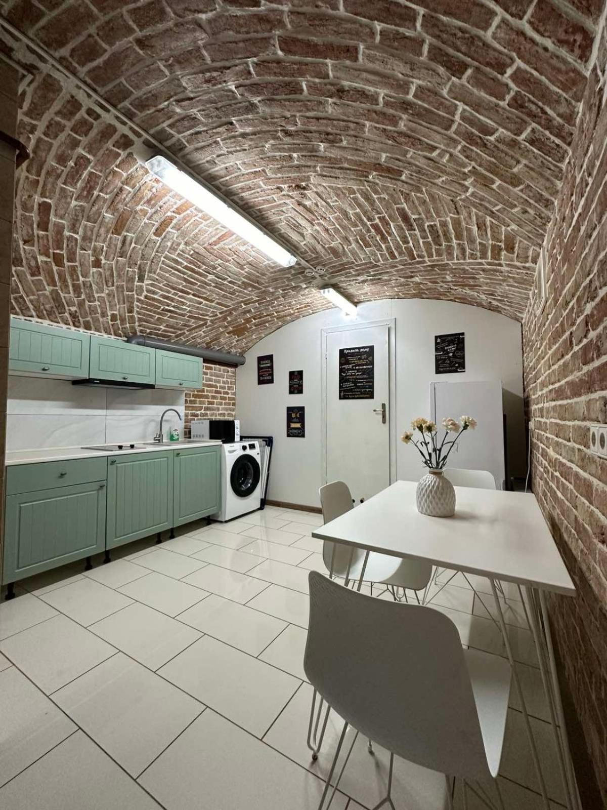 Apartamento 2Х Кім-Й Loft На Площі Філармонії By Willox Chernivtsi Exterior foto